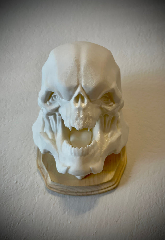 Doom Eternal Hell Knight Inspired Wall Trophy Lamp – 3D Printed LED Gaming Decor