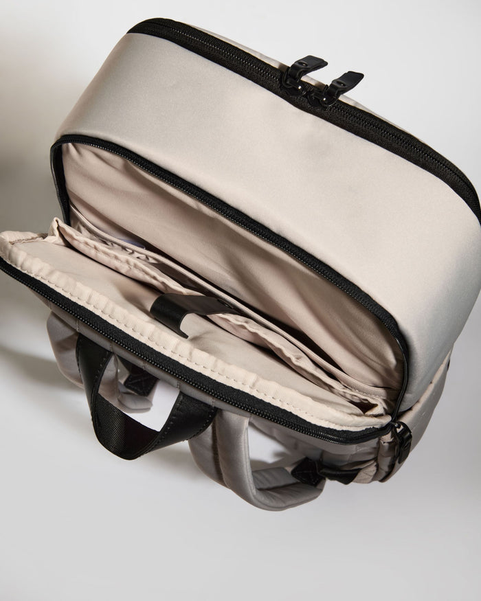 a bag with a zipper