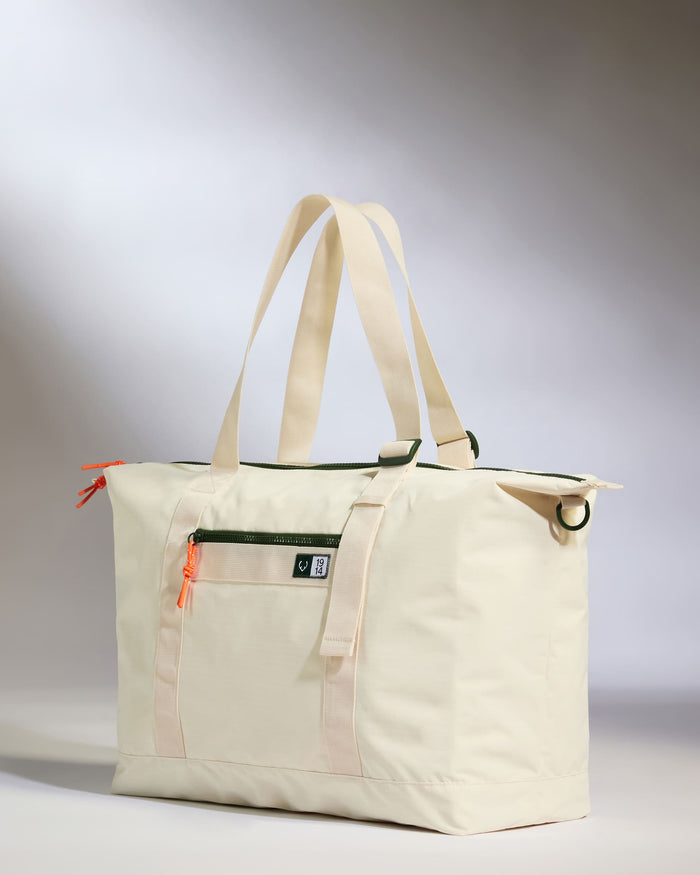Essential Weekender Bag in Stone