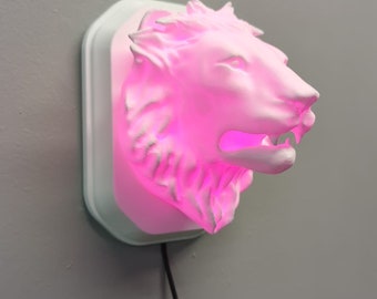 Lion Head Wall Trophy Lamp – 3D Printed LED Wildlife Decor